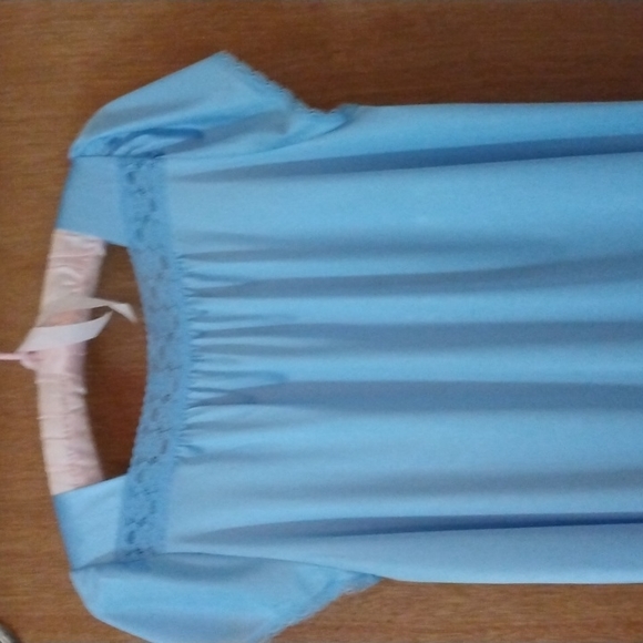 Vintage VANITY FAIR Nightgown, Gorgeous Blue with Embroidery - Picture 5 of 7